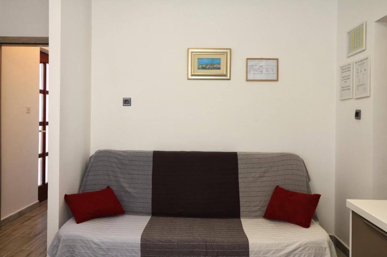 Apartmani Mikin 베티나 외부 사진