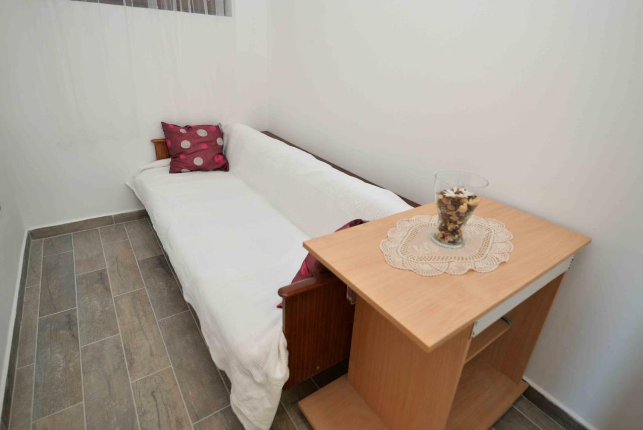 Apartmani Mikin 베티나 외부 사진