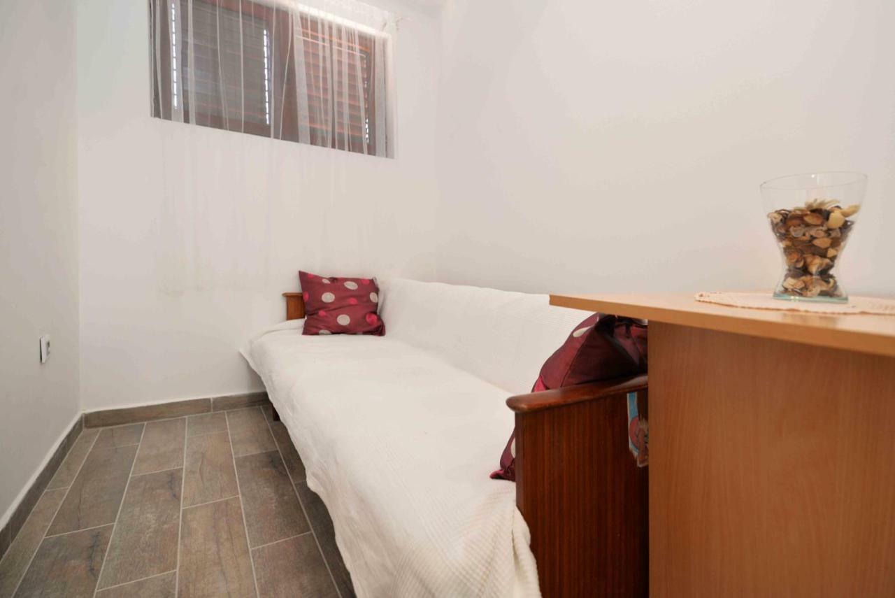 Apartmani Mikin 베티나 외부 사진